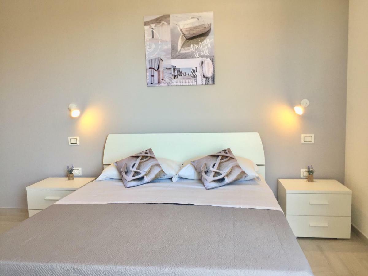 Le Domus Modern Apartments Cagliari Su Forti Exteriér fotografie