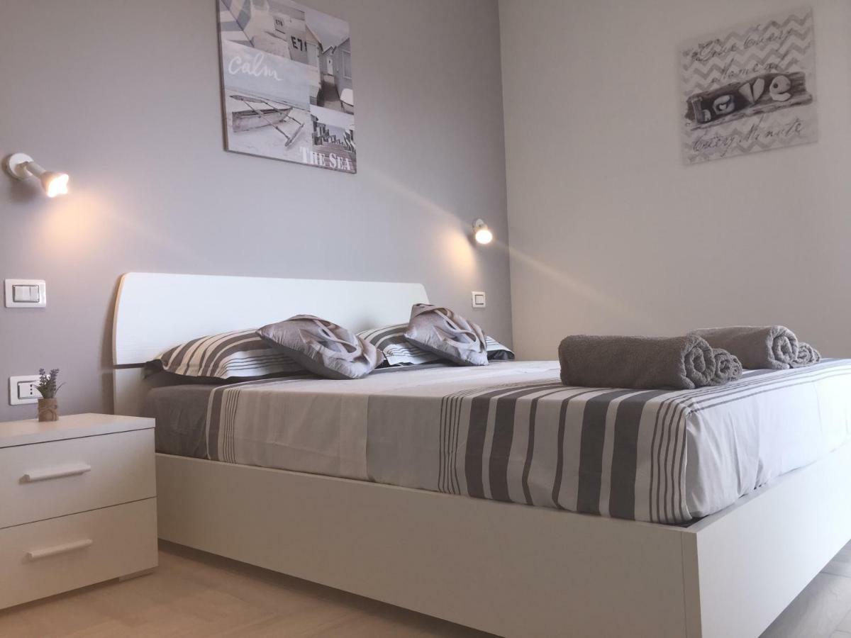 Le Domus Modern Apartments Cagliari Su Forti Exteriér fotografie